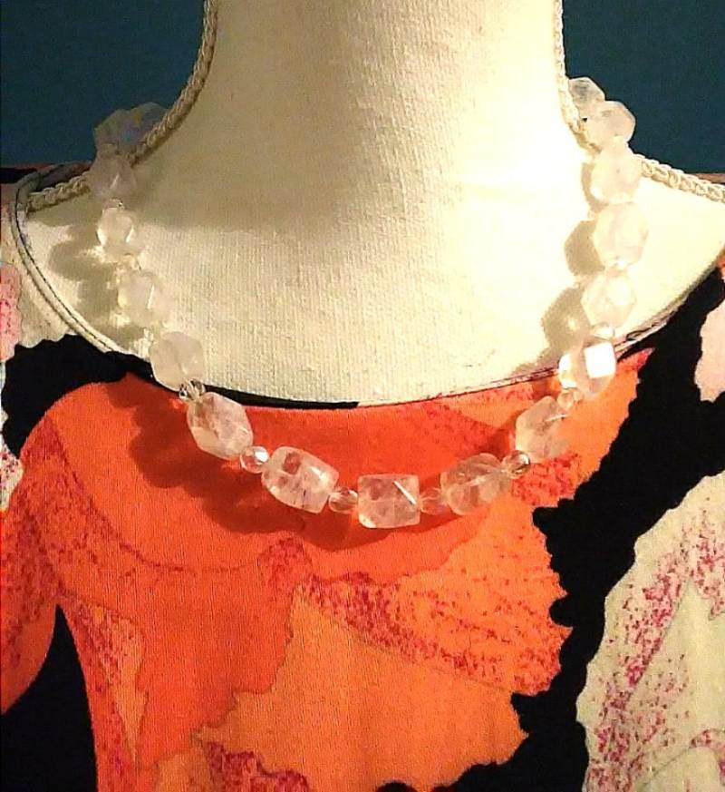 Handgemachte Perlen Halskette ~ Lavendel Edelstein Amethyst Rechteck Facettiert 12mm Nugget von ForHerEarsOnly