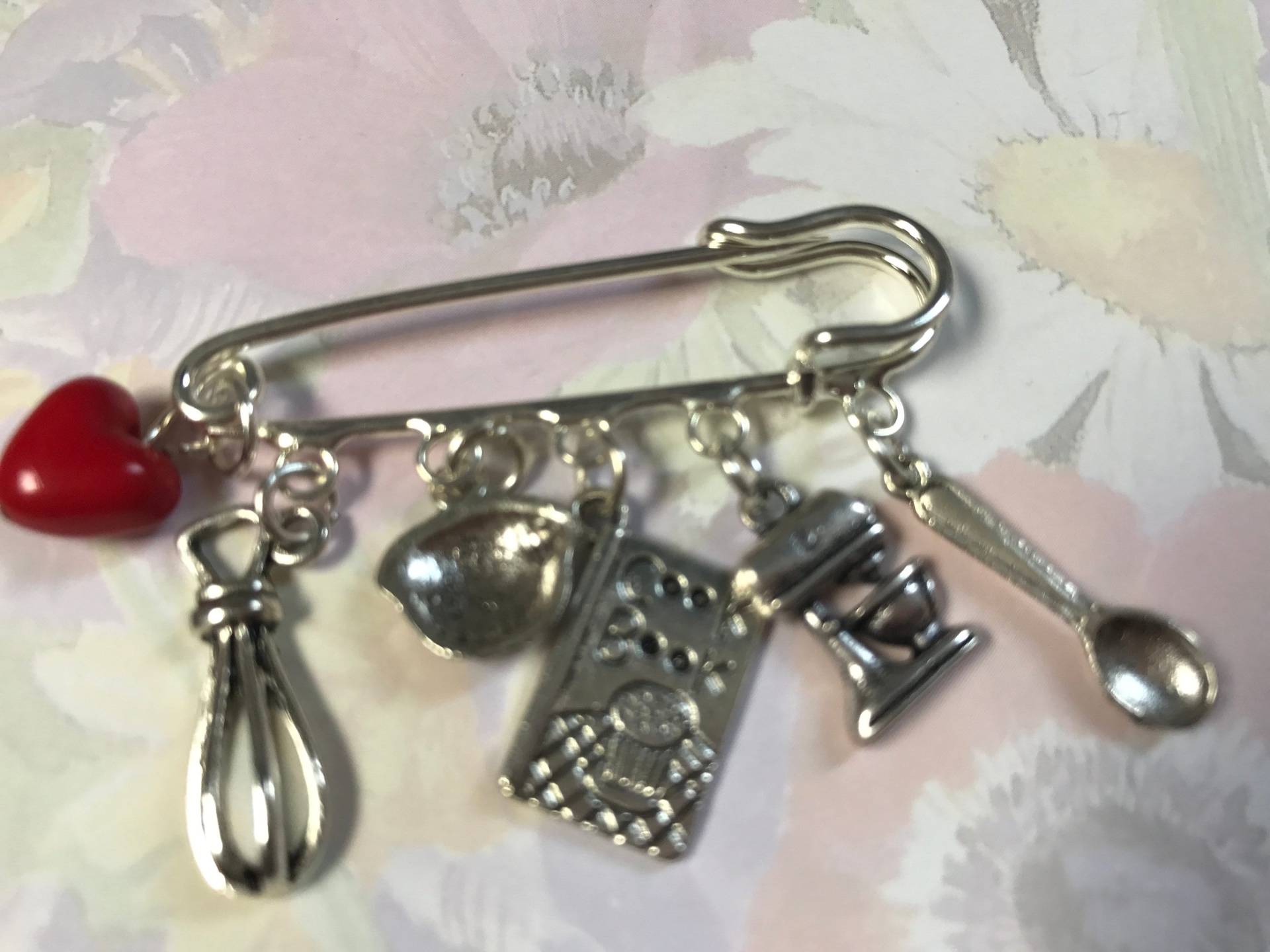Kochen Charme Kilt Pin Brosche Backen Liebhaber Geschenk von ForYouJustTreasures