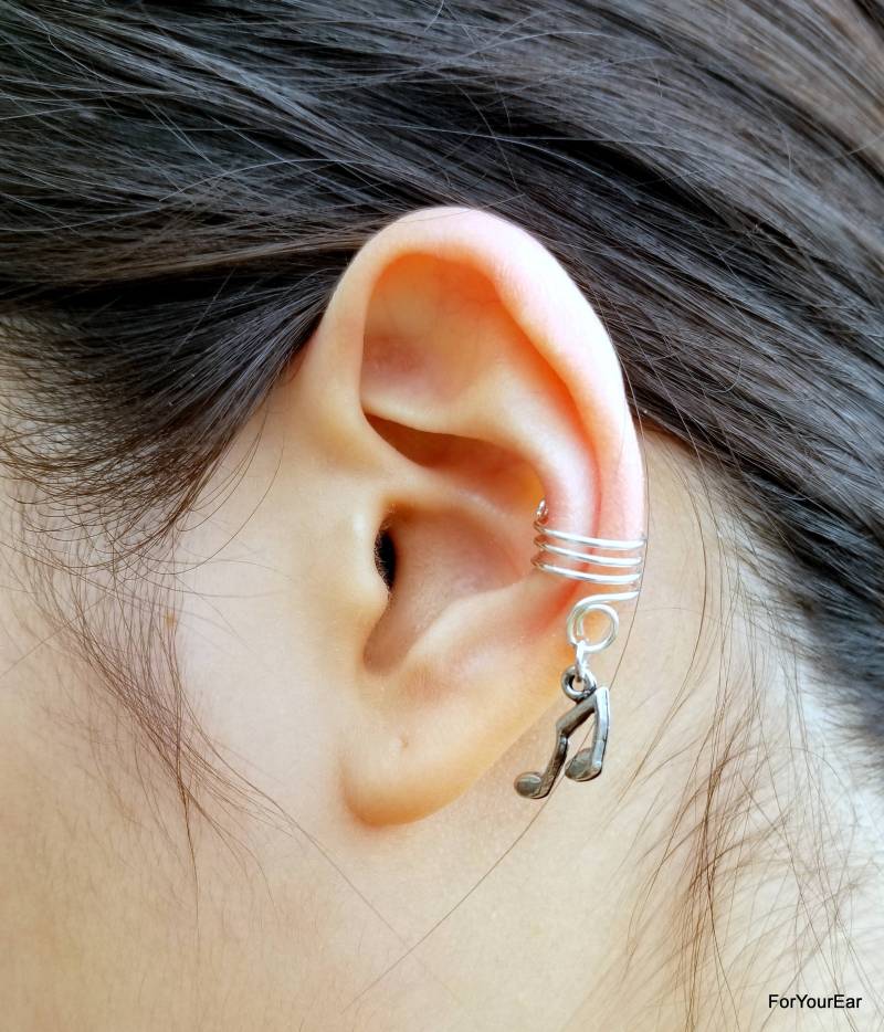 171 Kein Piercing Antique Silver Music Note Charm Ear Cuff.minimalist Cuff von ForYourEar
