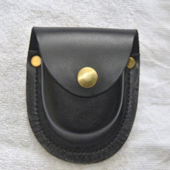 Taschenuhr-Gehäuse Größe 16 - Schwarz Mit Goldenen Nieten Taschenuhr-Gehäuse Größe 16 - Schwarz Mit Goldenen Nieten von FordsonTractorCovers