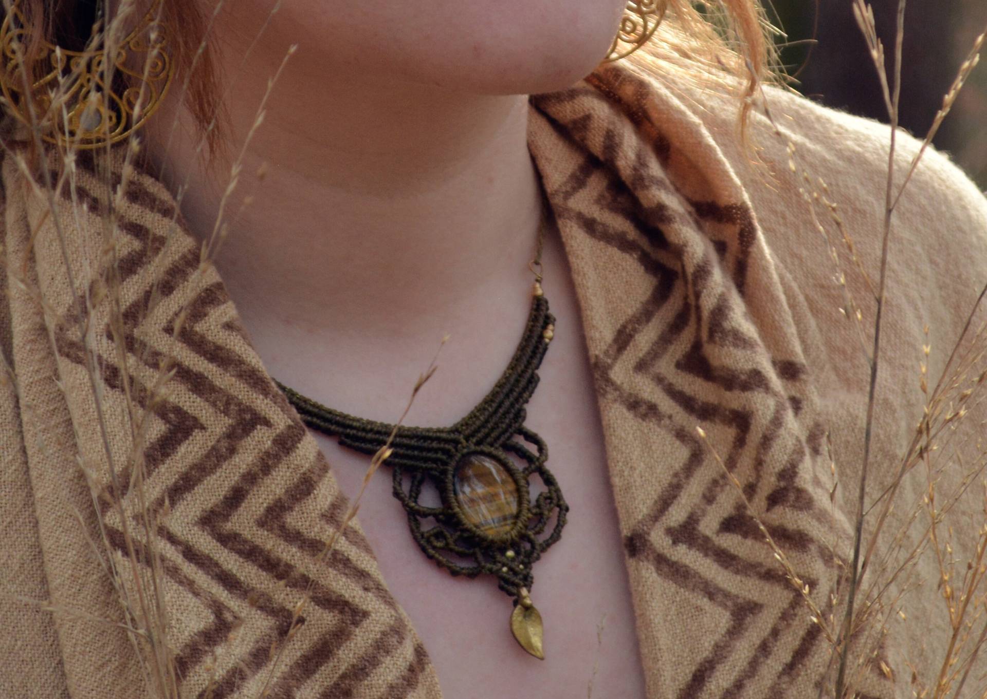 Grüne Makramee Kette Mit Tigerauge Grüne Makramee Kette Mit Tigerauge von ForestGiftMakramee