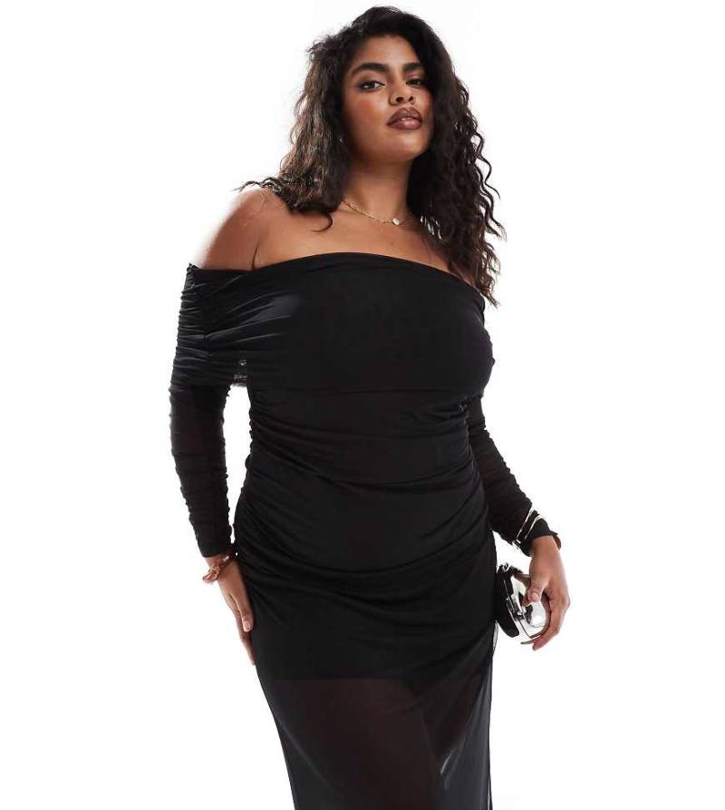 Forever New Curve - Schulterfreies, gerafftes Maxikleid in Schwarz von Forever New Curve