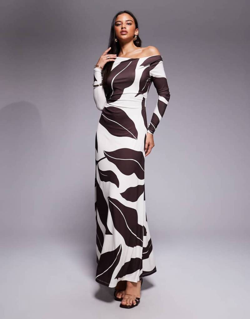 Forever New - Aimee - Langärmliges Maxikleid aus Netzstoff in Braun mit One-Shoulder-Träger und abstraktem Muster-Bunt von Forever New