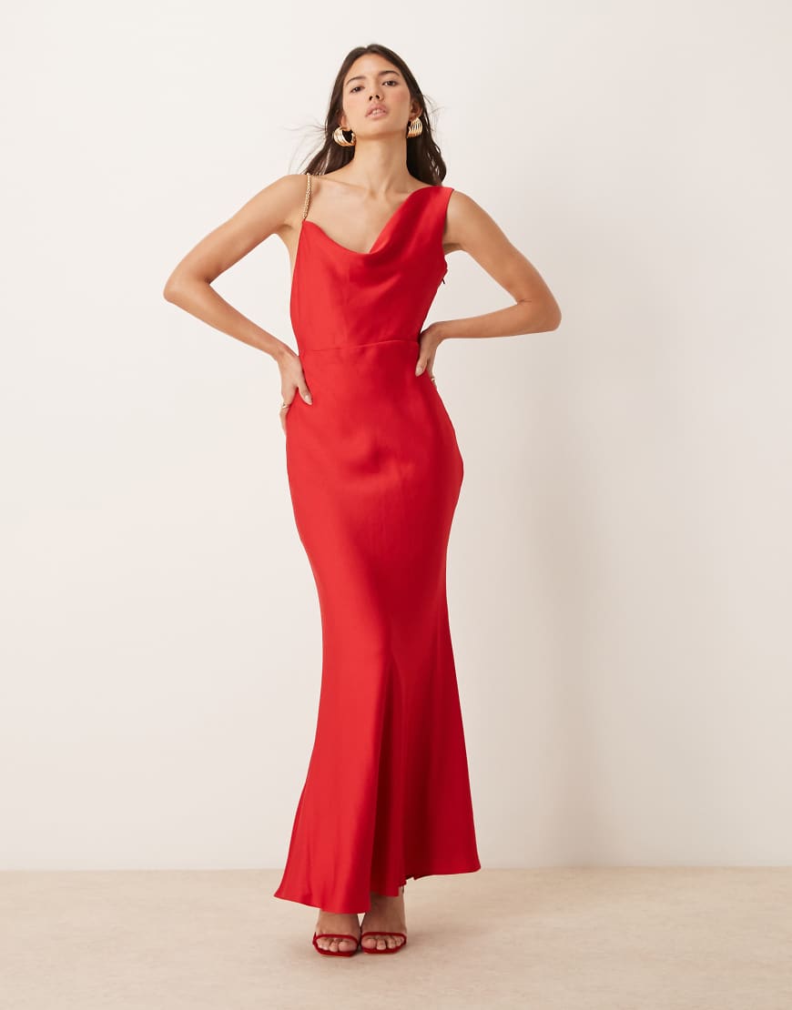Forever New - Satin-Maxikleid in Rot mit abfallender Schulterpartie von Forever New