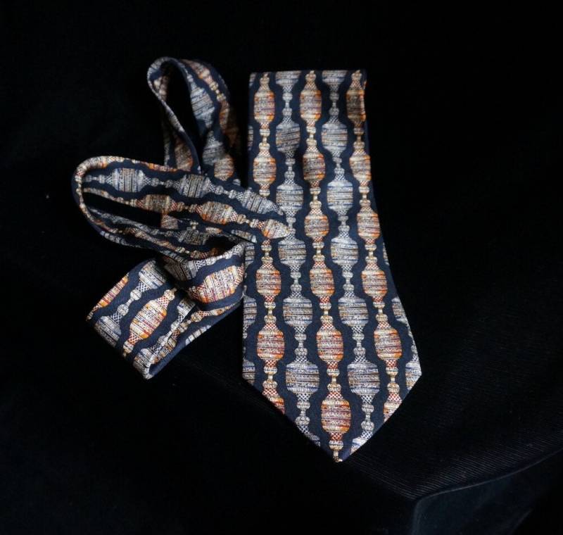 Die Metropolitian Museum Der Kunst Vintage Krawatte von ForeverElegant33