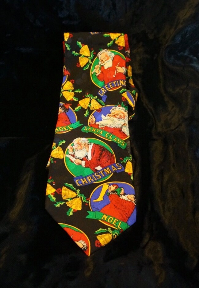 Skurrile Vintage Weihnachten Seidenkrawatte von ForeverElegant33