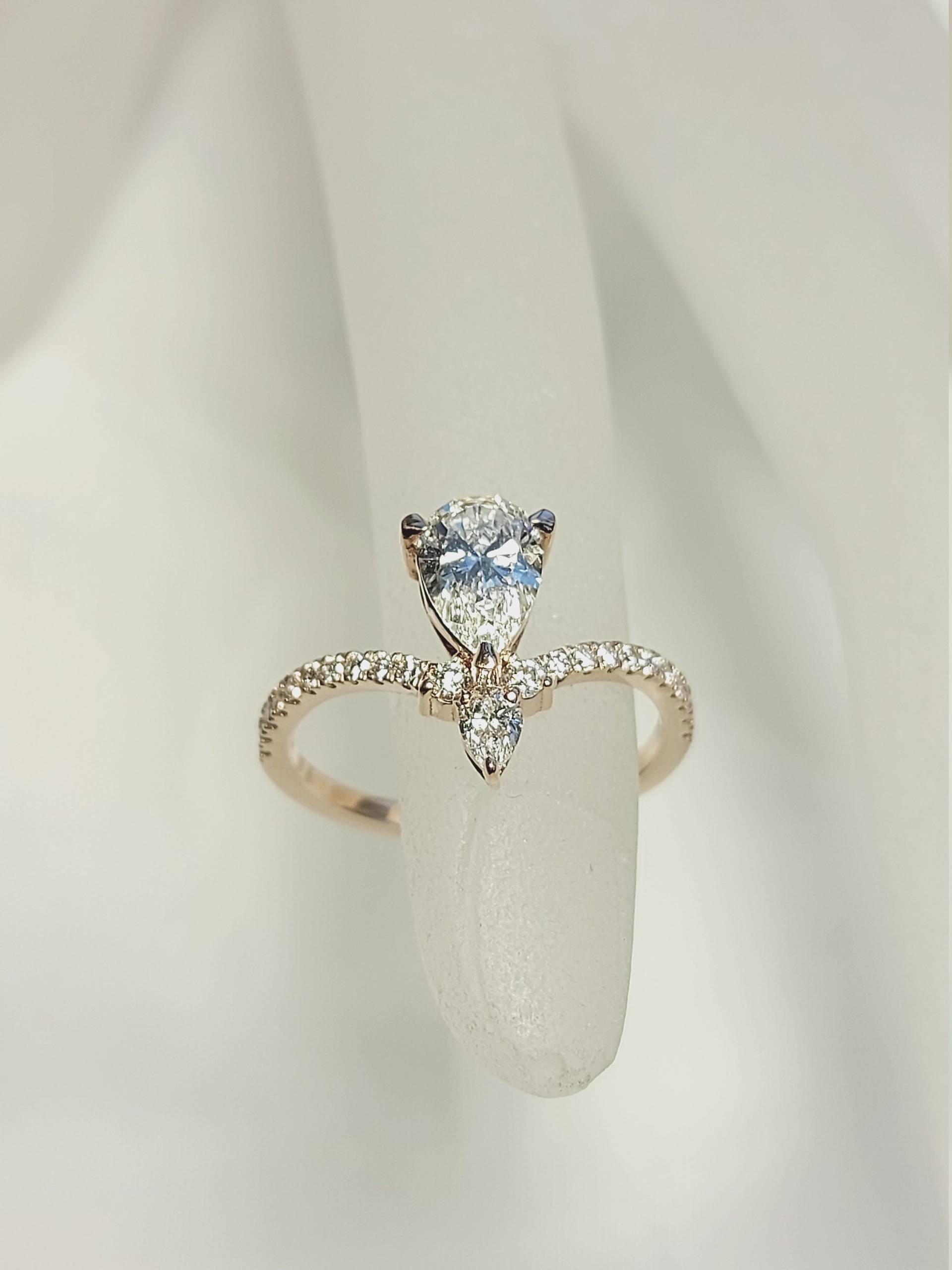 Igi Zertifizierte Diamant Birnenförmige Verlobungsring, O.8Ct Vintage Lab Gewachsene Birne Diamantring, Labor Erstellter Birnen-Verlobungsring von ForeverForLove