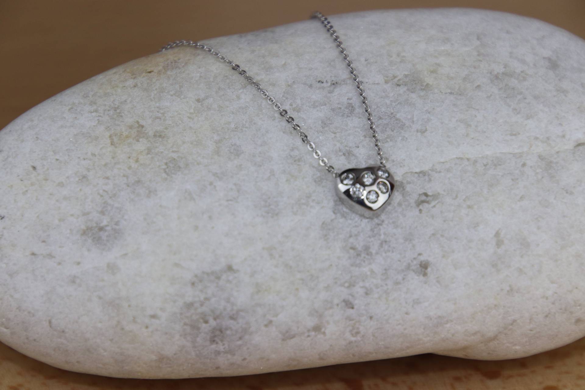 14K Weißgold Diamant Herz Anhänger April Geburtsstein 14K Weißgold Diamant Herz Anhänger April Geburtsstein von ForeverbyShaks