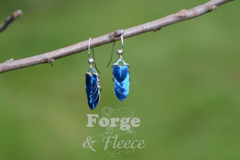 Kleine Bunte Ohrringe, Dangly Chainmaille Gewinn, Unter 20, Geschenk Für Sie Kleine Bunte Ohrringe, Dangly Chainmaille Gewinn, Unter 20, Geschenk Für Sie von ForgeAndFleece