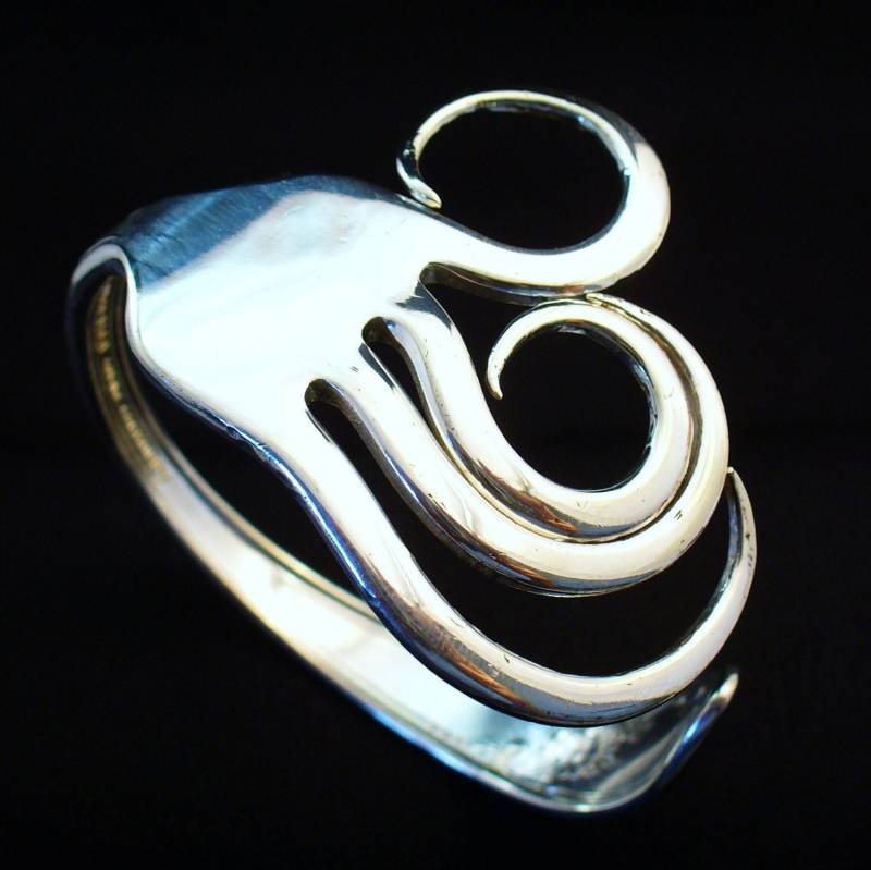 Antikes Tafelsilber Eco-Friendly Gabel Armband Upcycled Schmuck von Forkwhisperer