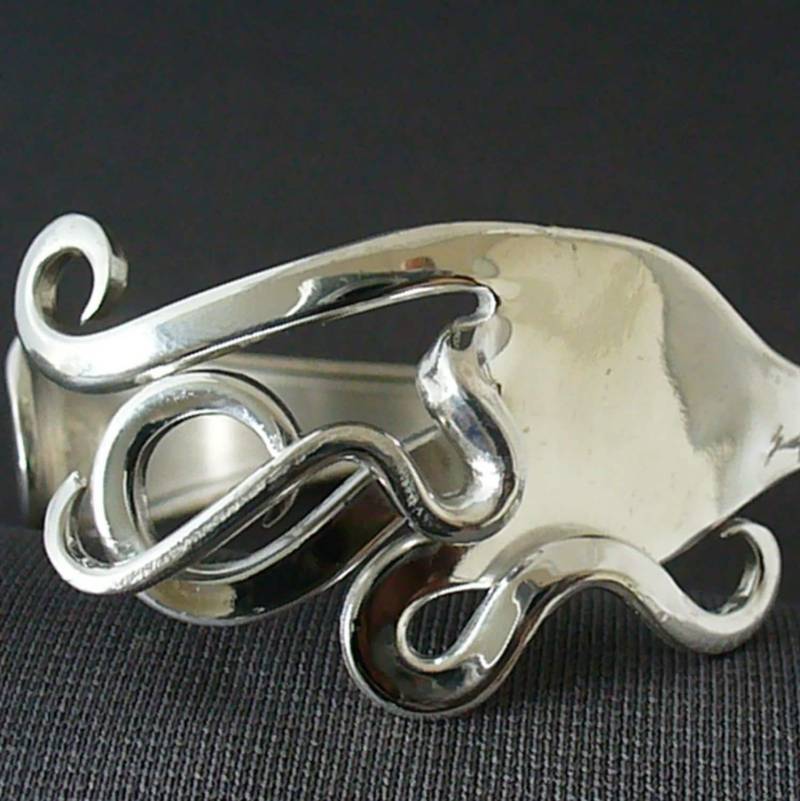 Eco-Friendly Gabel Armband Antike Silberwaren Upcycled Löffel Schmuck von Forkwhisperer