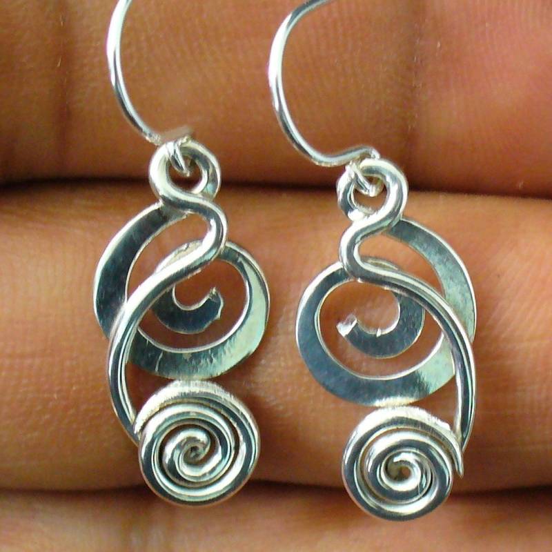 Einzigartige Silber Ohrringe - Handmade Sterlingsilber Baumeln Einzigartiges Geschenk Für Ihre Sterling Silberohrringe Frauen.75 Zoll Lang von Forkwhisperer