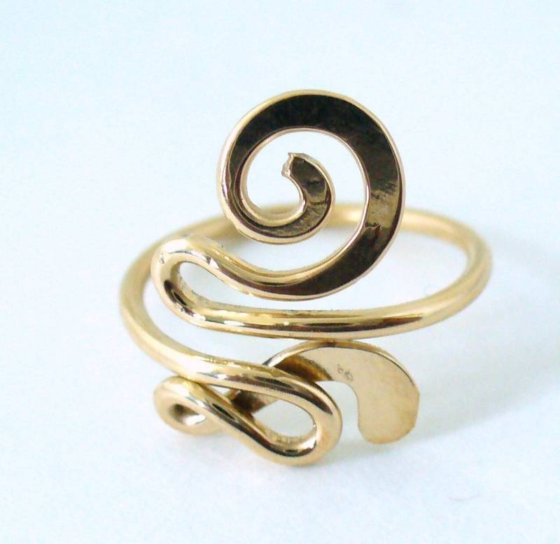 Gold Toe Ring 12 K Gefüllt Zehen Ring Snazzy Funktioniert Auch Als Pinky/Midi Handgemachte Einzigartige Zehenring Für Frauen von Forkwhisperer