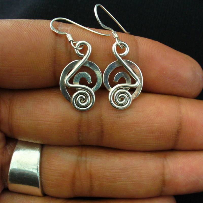 Handgemachte Sterling Silber Twisted Wire Ohrringe von Forkwhisperer