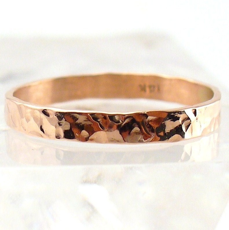 Rose Gold Ring Massiv 14K Gehämmert Ehering Verlobungsring Versprechen Geburtstagsgeschenk Für Frau Zierliche Ringgrößen 10-13 von Forkwhisperer