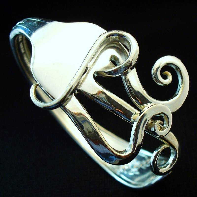Silber Armreif Für Frauen Breites Armband Silberarmband Geschenk Mama Upcycled Recycelte Repurposed Gabel von Forkwhisperer