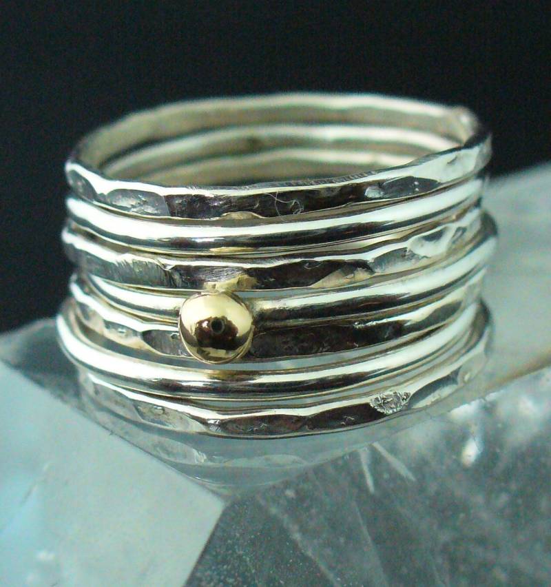 Sterling Stack Set Gemischte Gehämmert Und Polierte Stacking Ring Von 7 Ringe von Forkwhisperer