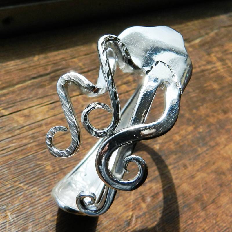 Violinschlüssel Achtelnote Silber Gabel Armband Upcycled Tafelsilber Antikes Löffel Schmuck von Forkwhisperer