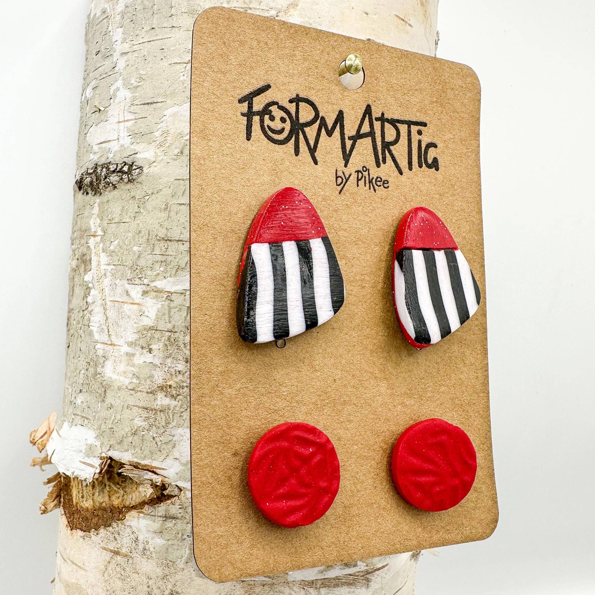 Marie 007 // Trendige Ohrstecker Im Set Aus Fimo Polymer Clay - Rot-Weiß-Schwarz Edelstahl Stecker Marie 007 // Trendige Ohrstecker Im Set Aus Fimo Polymer Clay - Rot-Weiß-Schwarz Edelstahl Stecker von Formartig