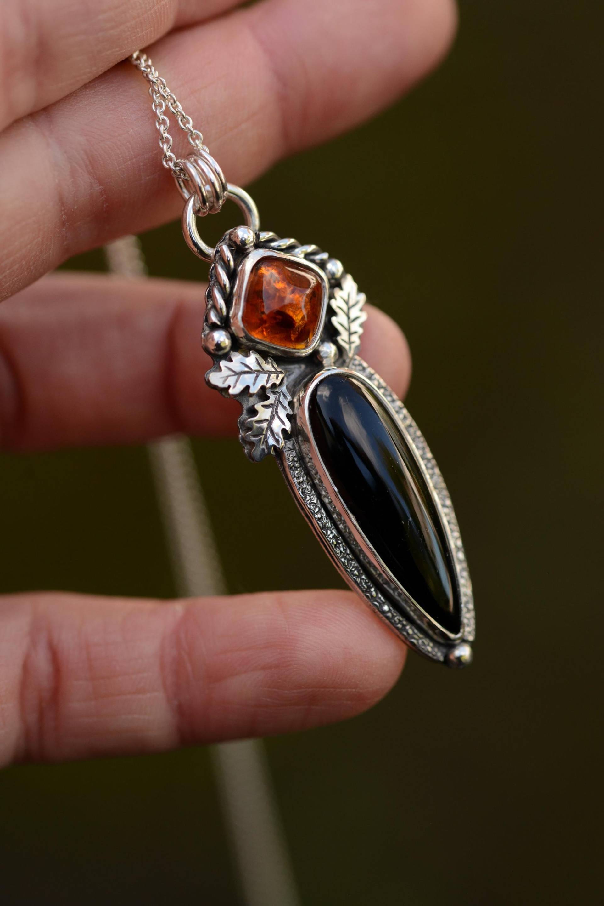 Forest Fairy Necklace With A Natural Amber & Black Onyx Gemstone. Handmade Oxidized Sterling Silver 925 Pendant By Formvollendung von Formvollendung