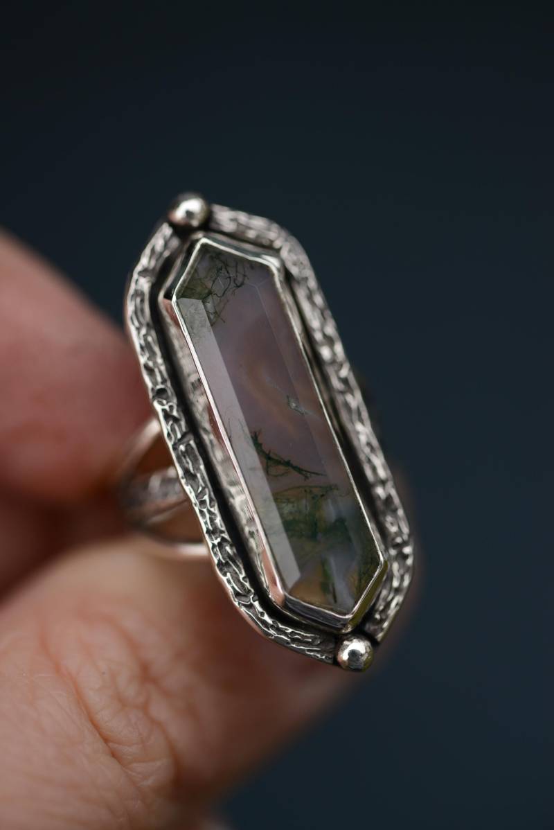 Moss Agate Ring With Tree Bark Texture. Forest Aesthetic Big Statement Handmade Silver in Size 7 Us By Formvollendung von Formvollendung
