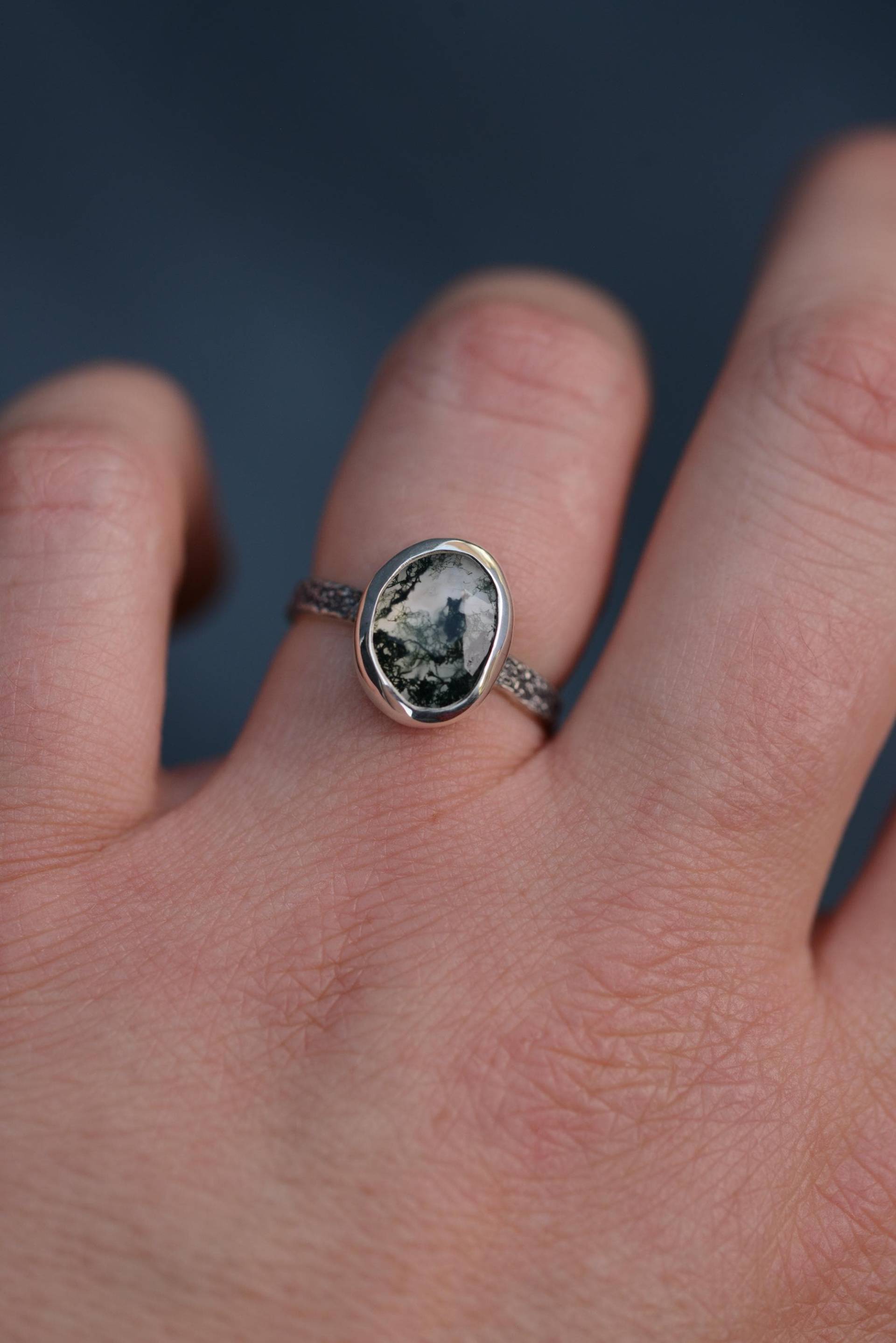 Moss Agate Rings Handmade With Solid Sterling Silver. Silversmith Ring Handcrafted Oxidized Silver By Formvollendung von Formvollendung