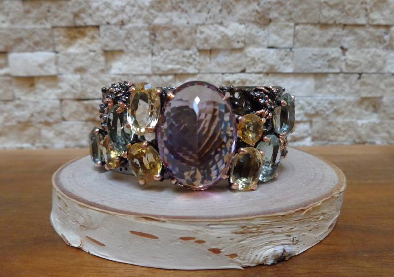 Amethyst, Grüner Amethyst Und Citrin Spinne Armreif Aus Oxidiertem Sterling Silber 18K Rose Gold Vermeil von ForsbergFineJewelry