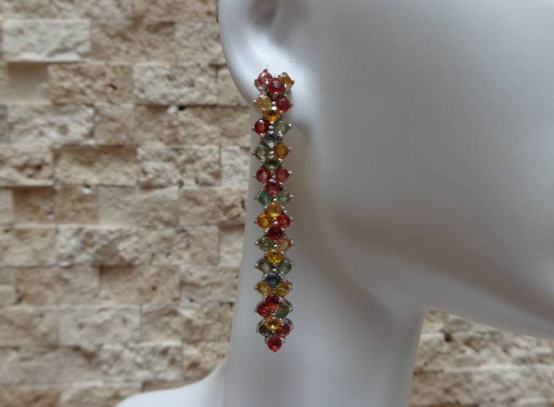 Lange Gemischt Farbige Saphir Ohrring in Sterling Silber von ForsbergFineJewelry