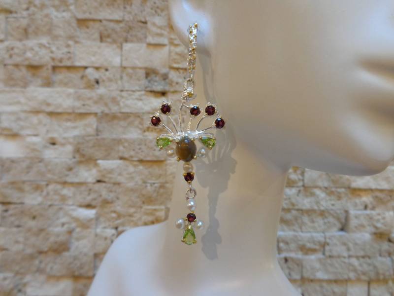 Schwarzopal, Granat, Peridot Und Perlen Ohrringe Aus Sterling Silber Mit 14K Gelbgold Vermeil von ForsbergFineJewelry