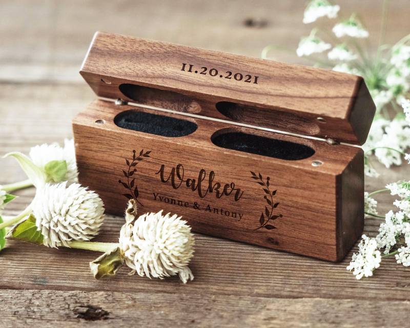 Benutzerdefinierte Hochzeit Ring Box, Double Slot Holz Personalisierte Träger, Verlobung Vorschlag Gravierte Ringhalter Benutzerdefinierte Hochzeit Ring Box, Double Slot Holz Personalisierte Träger, Verlobung Vorschlag Gravierte Ringhalter von FortisFinds