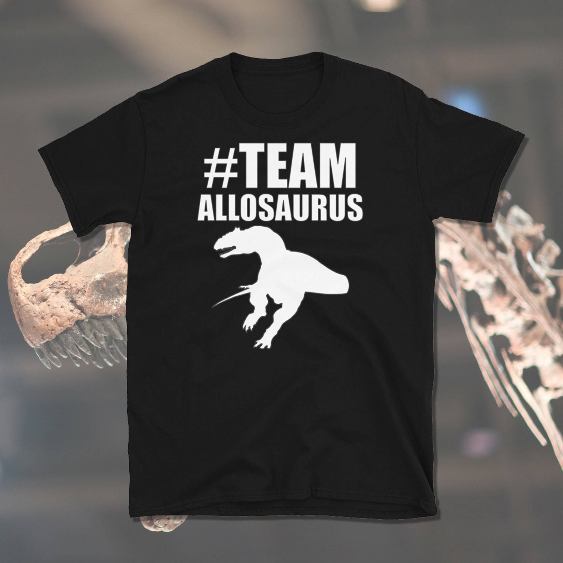 Team Allosaurus, Dinosaurier Liebhaber Shirt, Paleontologie Geschenk, Fossil Hunter Kurzärmeliges Unisex T-Shirt Team Allosaurus, Dinosaurier Liebhaber Shirt, Paleontologie Geschenk, Fossil Hunter Kurzärmeliges Unisex T-Shirt von FossilForward