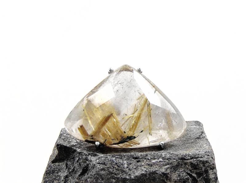 Goldener Rutilquarz Ring in Sterling Silber - Us Größe 9 von FossilPhilosophy