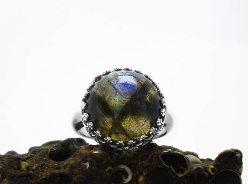 Labradorit Ring in Sterling Silber - Us Size 8 von FossilPhilosophy