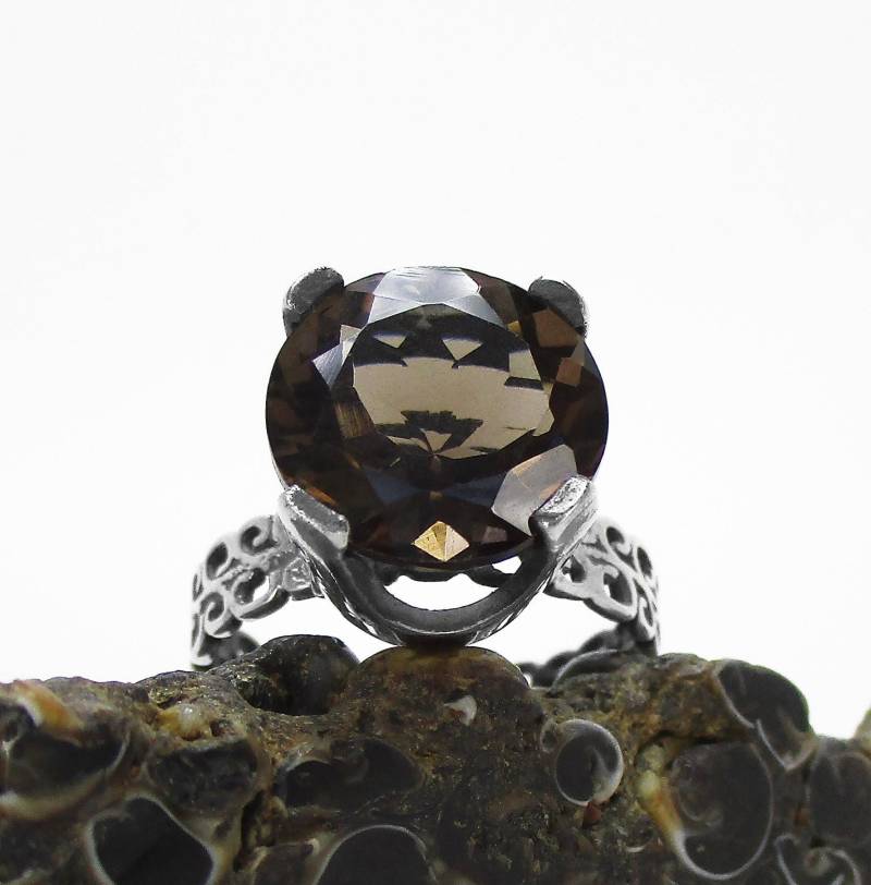 Rauchquarz Cocktail Ring in Sterling Silber - Wunderschöner Großer Stein Us Größe 7 1/2 von FossilPhilosophy