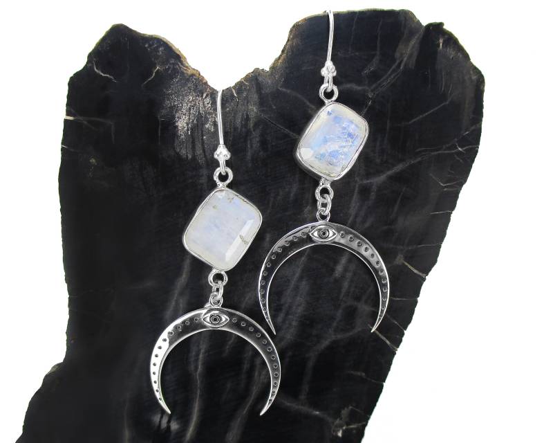 Regenbogen Mondstein Ohrringe in Sterling Silber - Evil Eye Halbmond Whitchy Schmuck von FossilPhilosophy