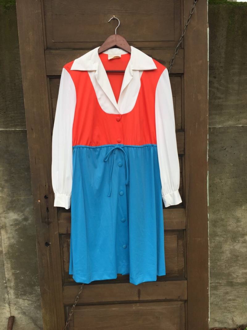 Vintage 70Er Jahre Patriotic Polyester Kleid Von Jc Penny Loungewear Größe M von FossilizedFeather