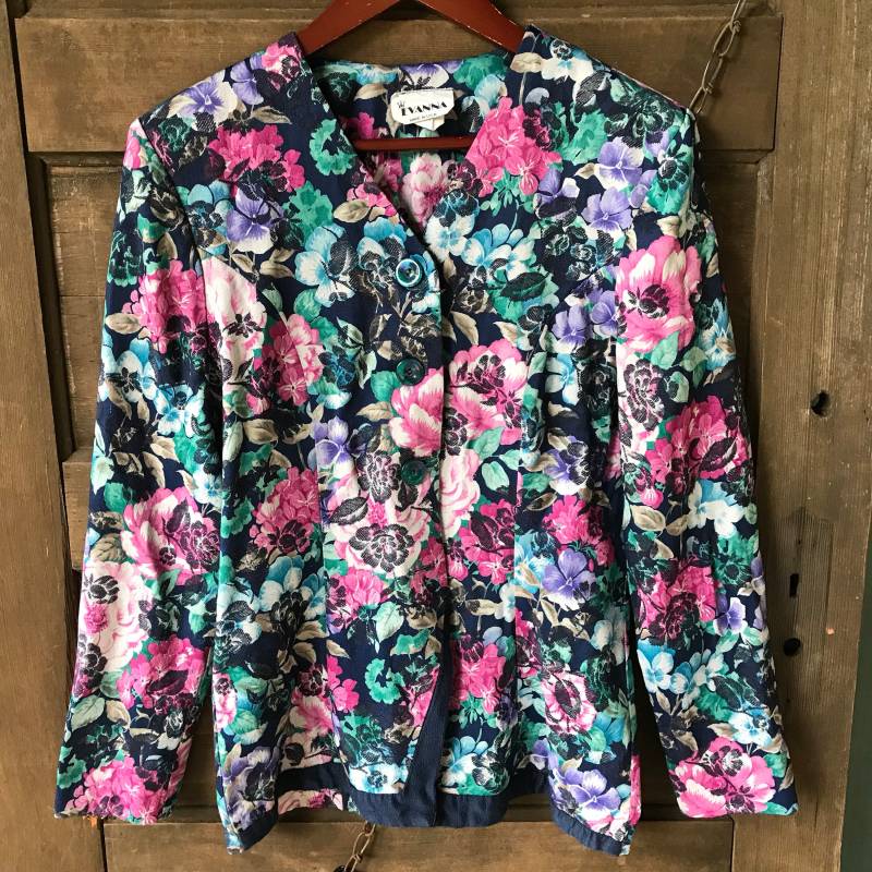 Vintage 80Er Jahre Floral Print Blazer Top Von Evanna Größe Large von FossilizedFeather