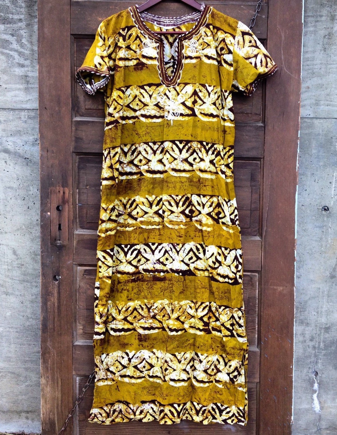 Vintage Rost Und Senf Batik Print Kaftan Kleid Größe Medium Vintage Rost Und Senf Batik Print Kaftan Kleid Größe Medium von FossilizedFeather