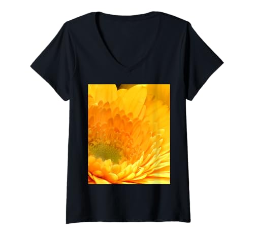 Damen Nahaufnahme der Ringelblume T-Shirt mit V-Ausschnitt Damen Nahaufnahme der Ringelblume T-Shirt mit V-Ausschnitt von Fotografie Mahieu
