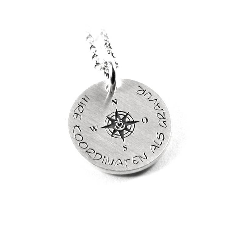 Anhänger Mit Gravur Kompassrose Kompass Gps Koordinaten Geo Windrose Symbol Und Kette 925 Silber Rund Namenskette Datum Initiale |Ps340Ke2 von Fotoschmuck24