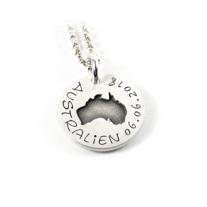 Landkarte Ihrer Wahl Mit Gravur Wunsch Landkarten Umriss Silhouette Anhänger 45 cm Kette 925 Silber | Damen Herrn Unisex |Plag Ke2 von Fotoschmuck24