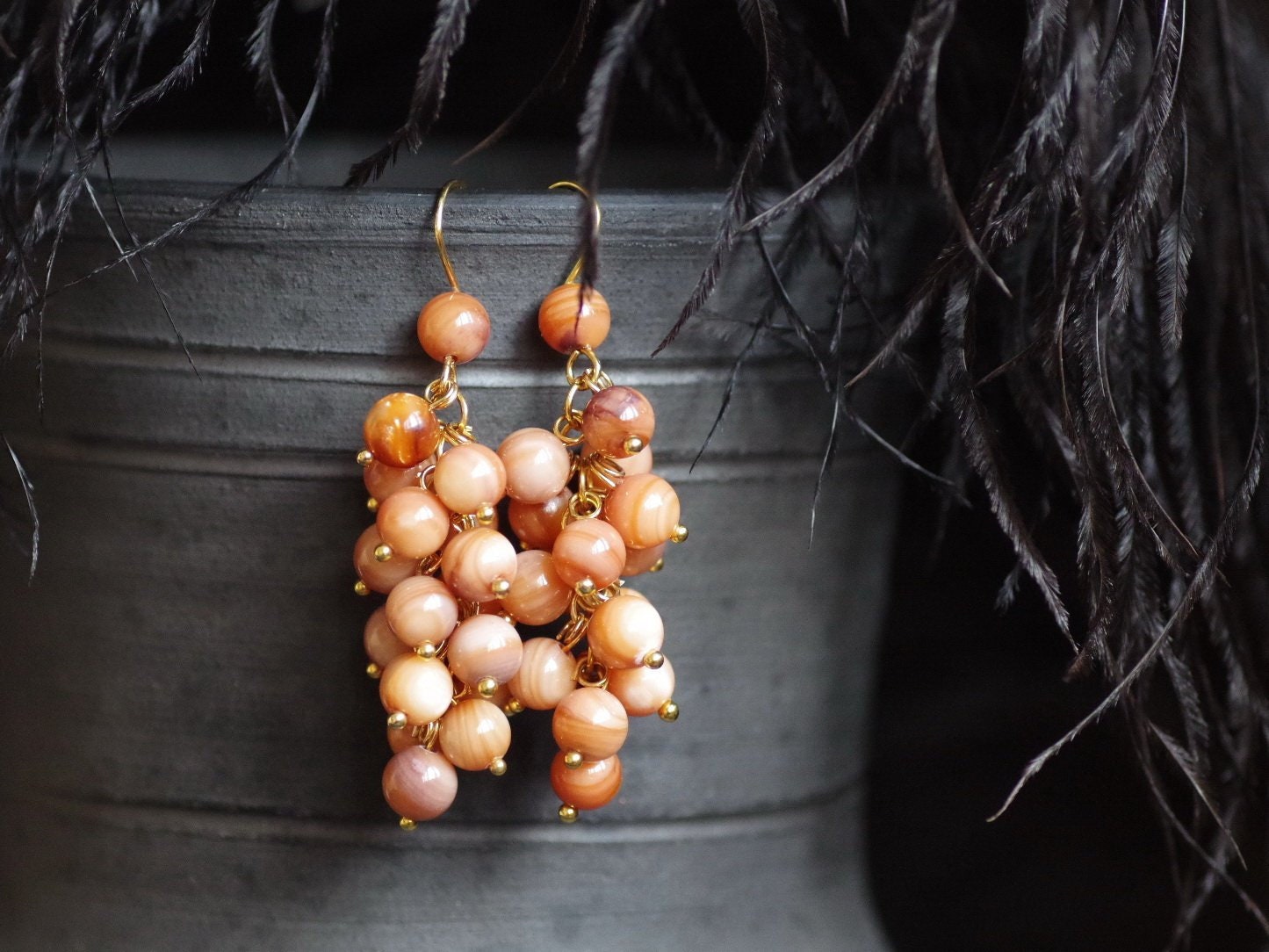 Natürliche Perlmutt Lange Ohrringe, Ohrring Für Mama, Halbedelsteine, Beige & Gold, Geschenk Sie, Boho Hochzeit, Elegante Classik-Look Natürliche Perlmutt Lange Ohrringe, Ohrring Für Mama, Halbedelsteine, Beige & Gold, Geschenk Sie, Boho Hochzeit, Elegante Classik-Look von FottiniyaBeads