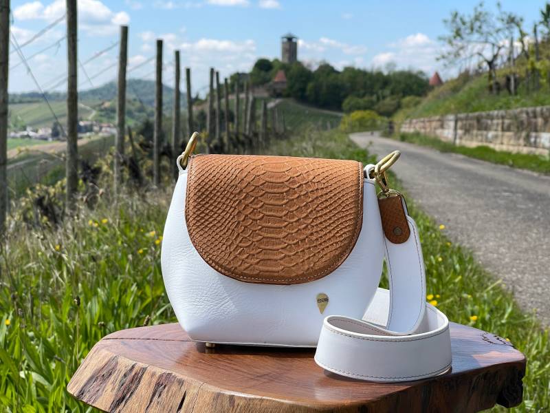 Personalisiert Virtuous Damentasche Crossbody Havan Brown Weiss - Echtes Leder von FoundGenuineLeather