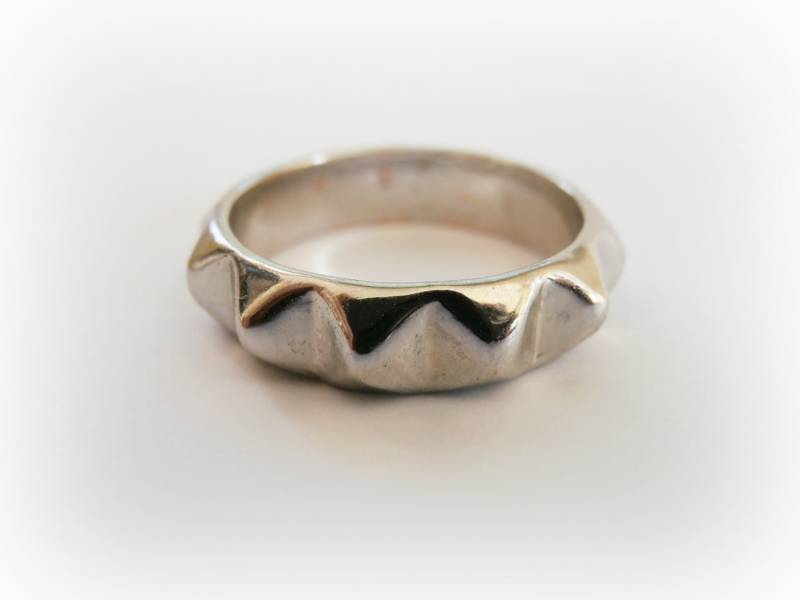Spike Silber Ring - Punk Pyramide Stack Sterling Schmuck Rock von FoxInTheBox