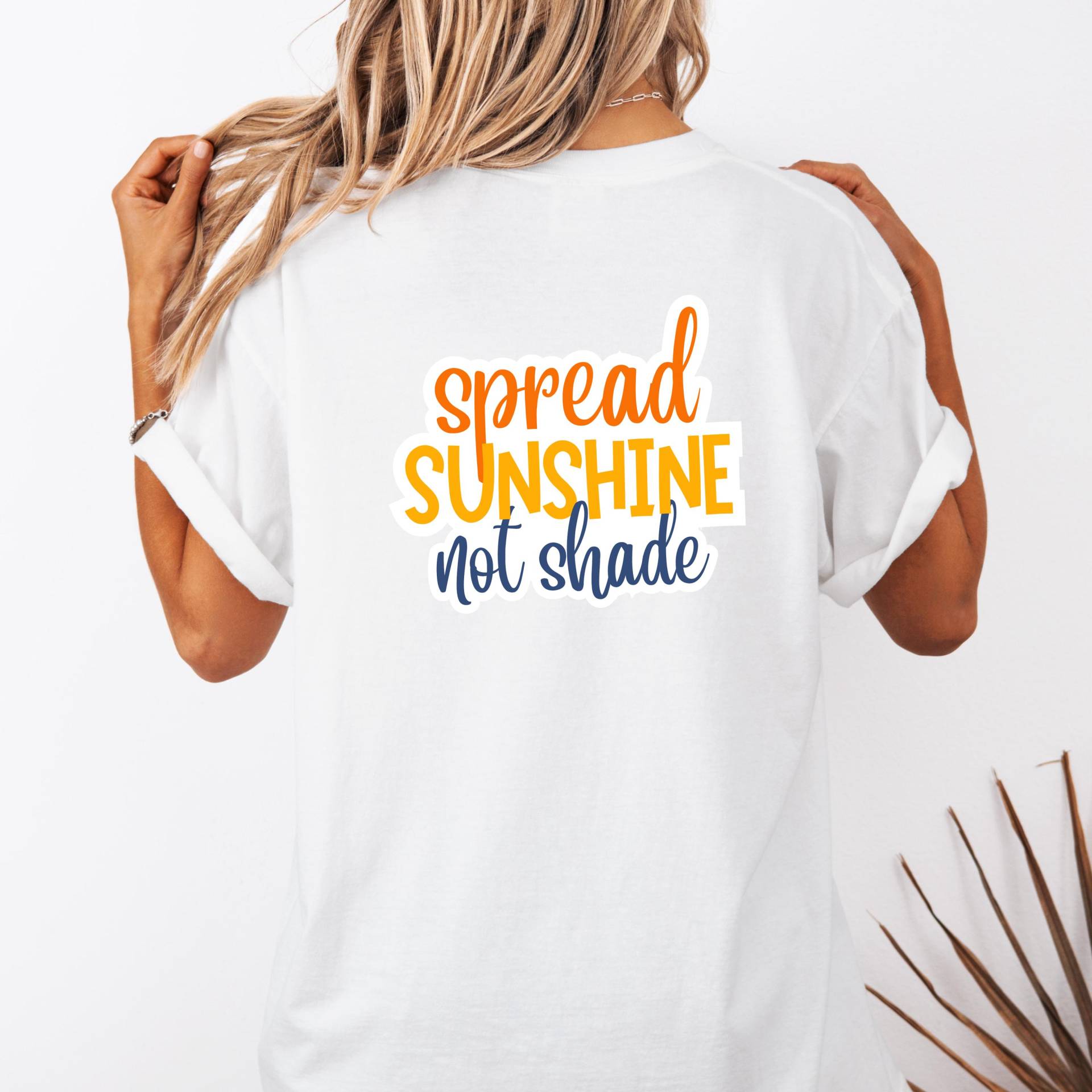 Foxwits Shirt Spread Sunshine Not Shade Backprint T-Shirt Weiß Bella Canvas 3001 Unisex Positiv Sommer Statement Geschenk Freunde Foxwits Shirt Spread Sunshine Not Shade Backprint T-Shirt Weiß Bella Canvas 3001 Unisex Positiv Sommer Statement Geschenk Freunde von FoxWits