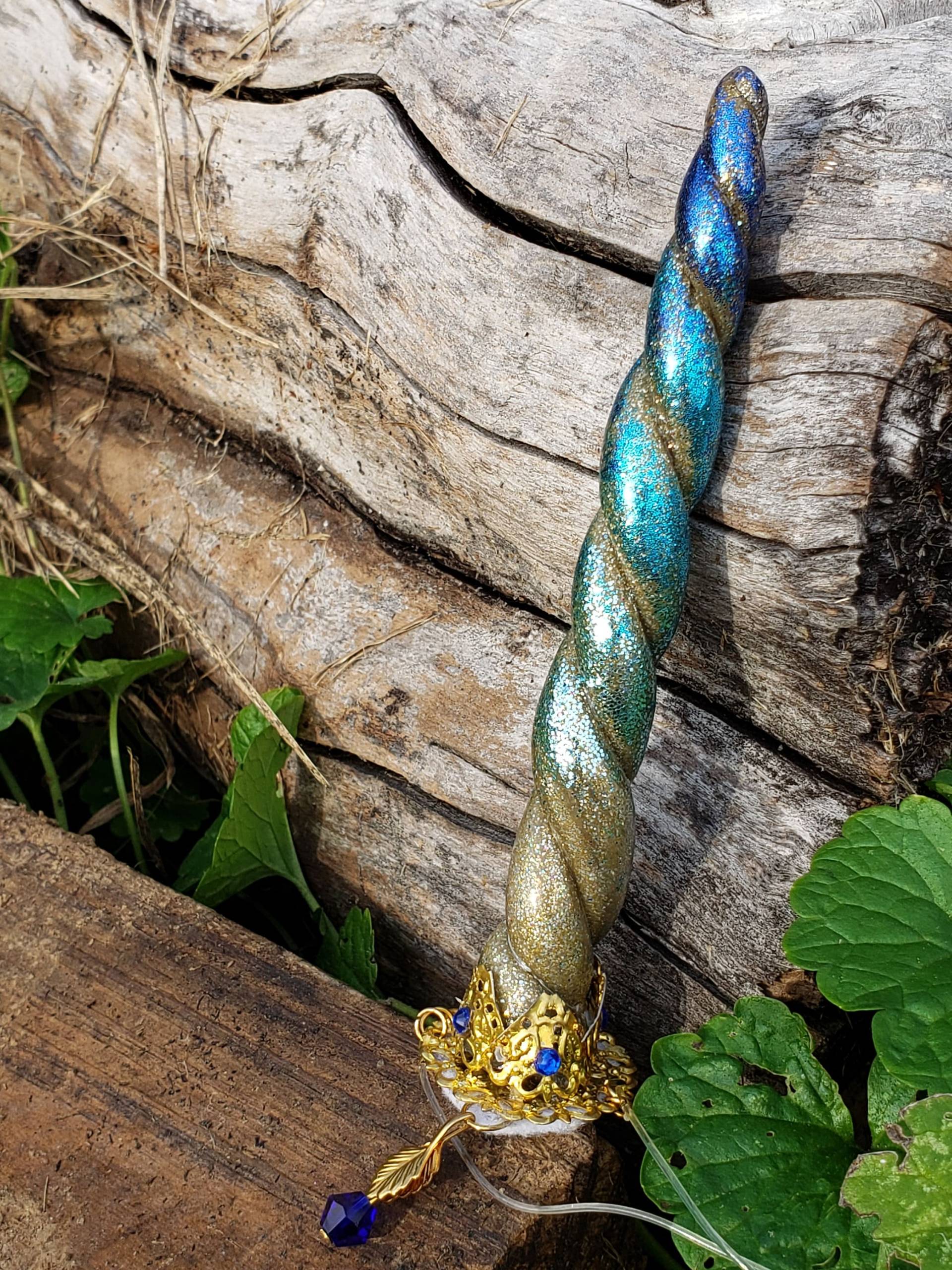 Sapphire - Geode Inspirierter Einhorn Horn Haarreif Sapphire - Geode Inspirierter Einhorn Horn Haarreif von FoxfireCustomDesigns