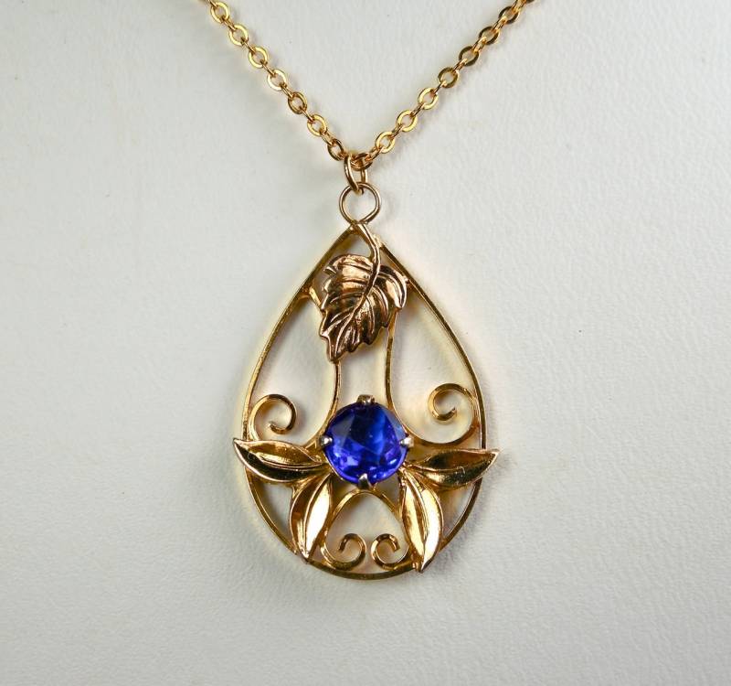 Saphir Blau Glas Jugendstil 1/20 12K Gold Fill Anhänger | Nr. 1273 Saphir Blau Glas Jugendstil 1/20 12K Gold Fill Anhänger | Nr. 1273 von FoxfireVintageJewelr