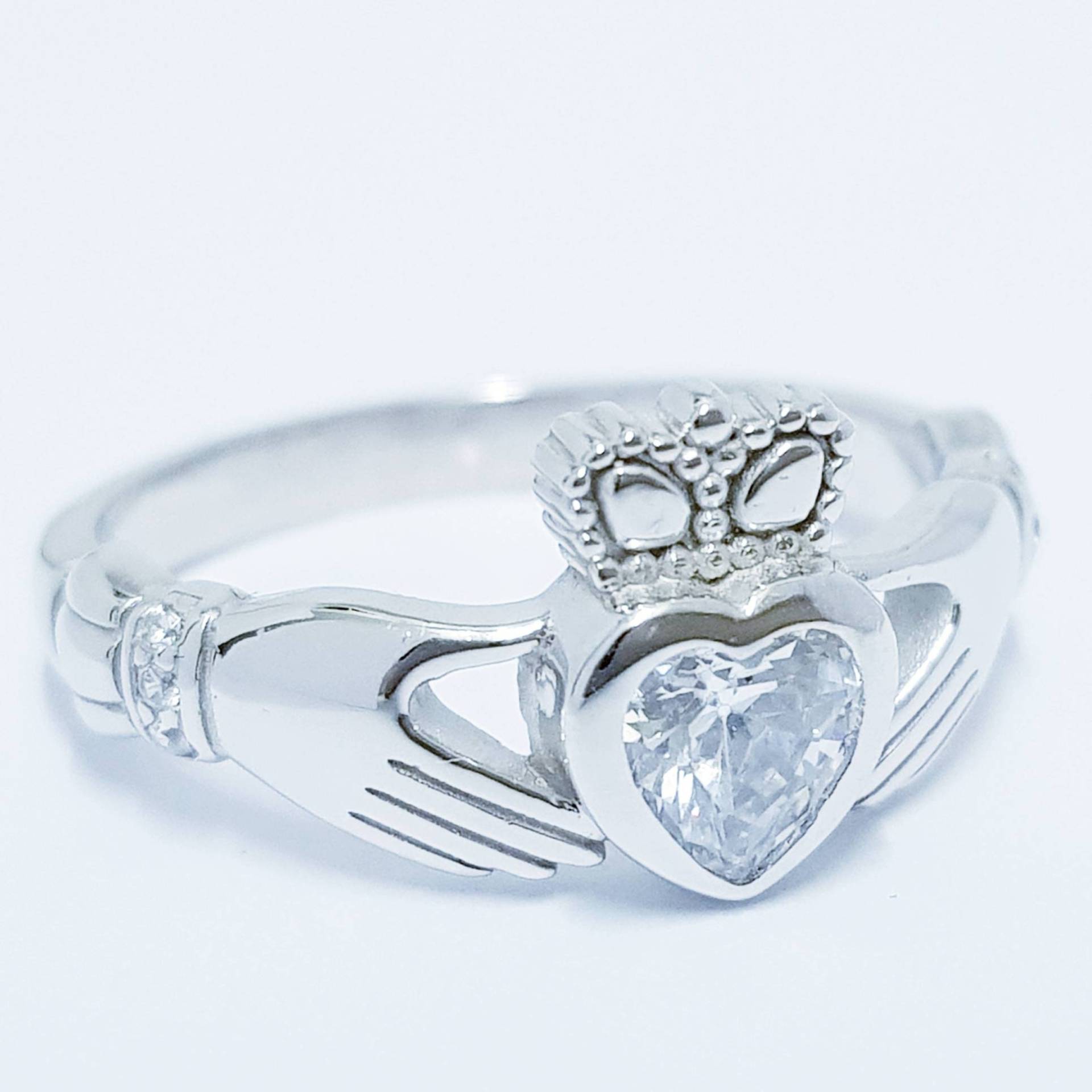 sterling Silber Claddagh Ring, Geburtsstein April sterling Silber Claddagh Ring, Geburtsstein April von FoxfordJewellery