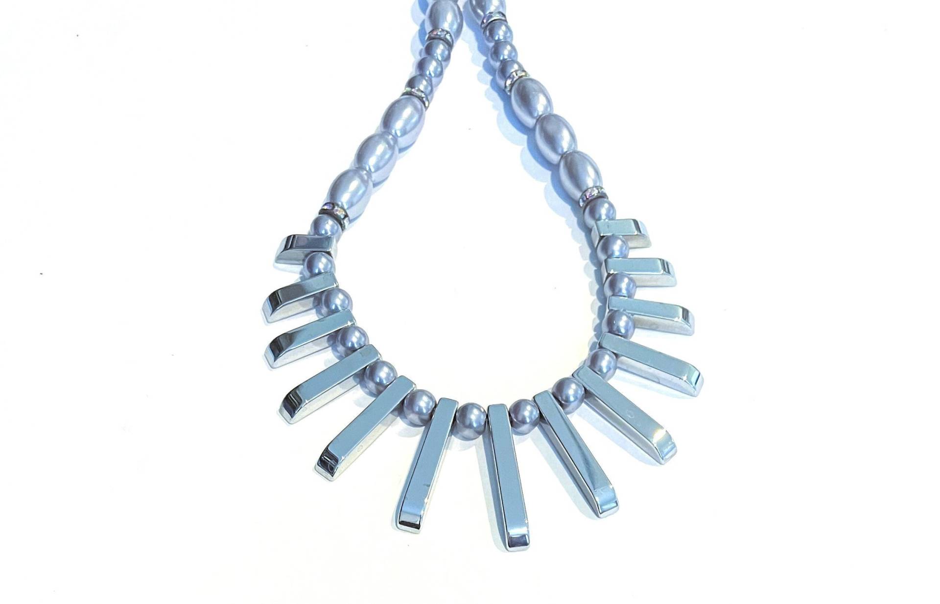 Hämatit-Kragen, Fächer - Oder Lätzchen-Halskette & Echte Hämatitperlen Hämatit-Kragen, Fächer - Oder Lätzchen-Halskette & Echte Hämatitperlen von FoxyBeading