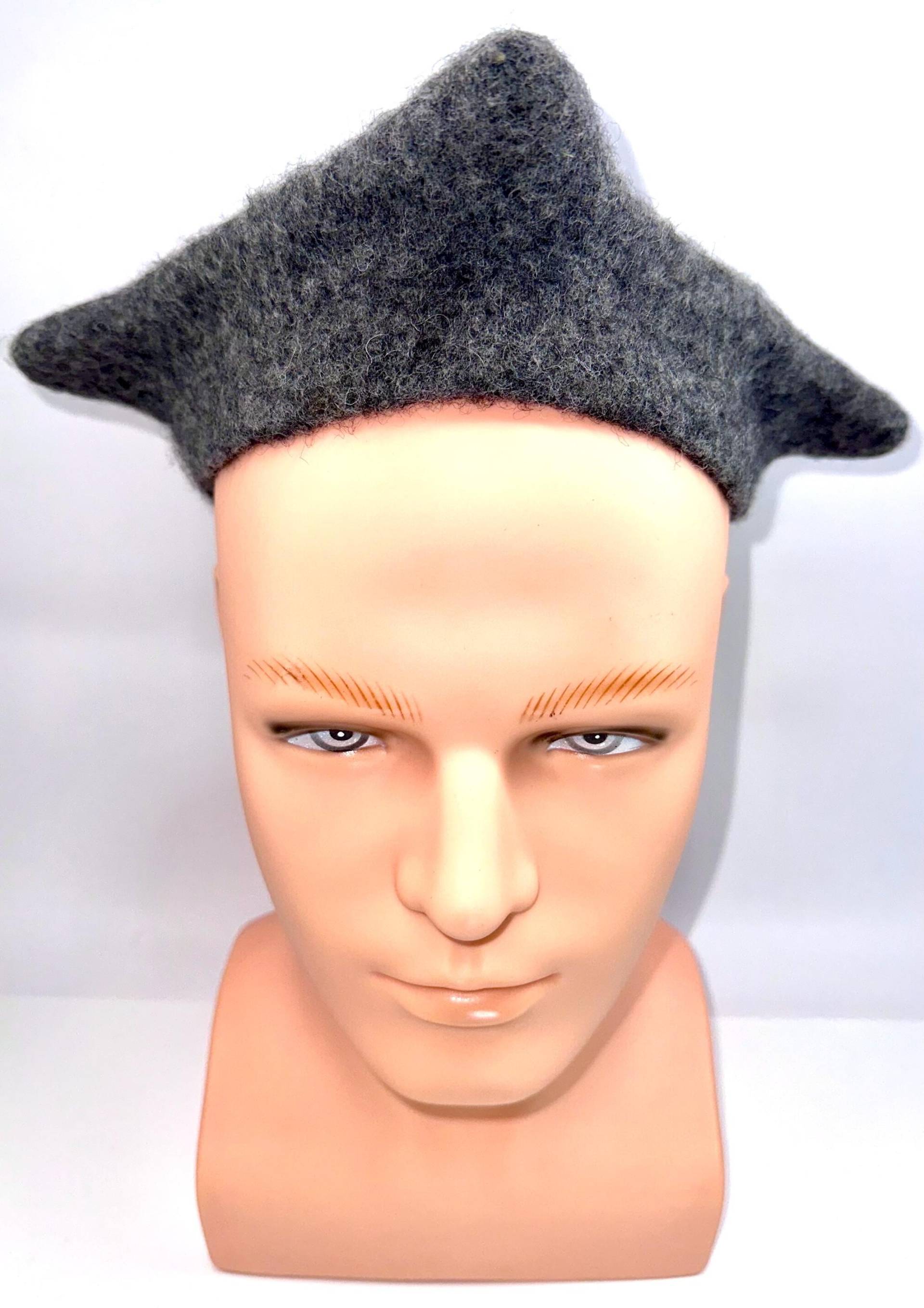 Gelehrtenmütze - Gestrickt Und Gefilzt Aus Grauer Wolle Gelehrtenmütze - Gestrickt Und Gefilzt Aus Grauer Wolle von FoxyKnitsandMore